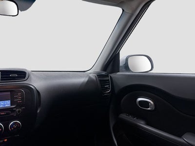 2019 Kia Soul Base W/ BACKUP CAMERA
