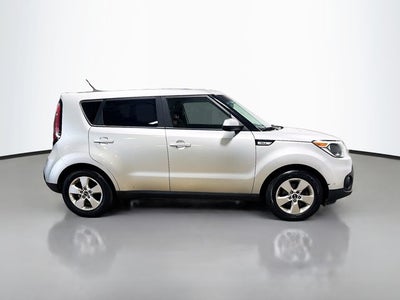 2019 Kia Soul Base W/ BACKUP CAMERA