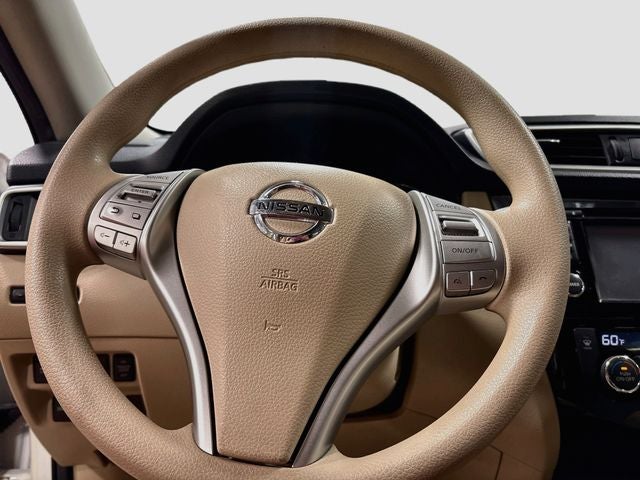 2015 Nissan Rogue SV W/ HEATED SEATS