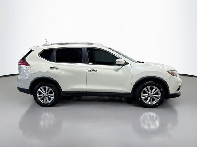 2015 Nissan Rogue SV W/ HEATED SEATS
