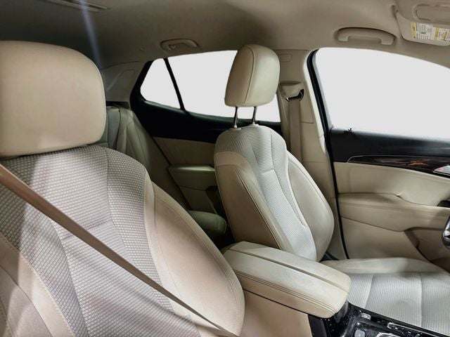 2023 Buick Envision Preferred W/ HEATED SEATS