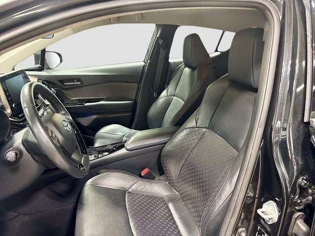 2021 Toyota C-HR Limited W/ HEATED SEATS