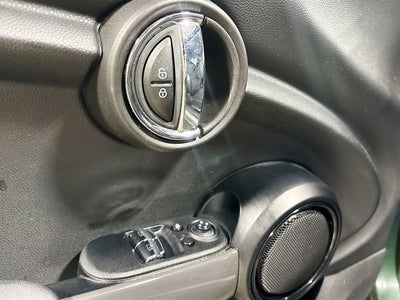 2018 MINI Cooper 1 OWNER W/31K MILES!
