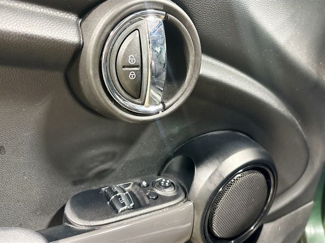 2018 MINI Cooper 1 OWNER W/31K MILES!