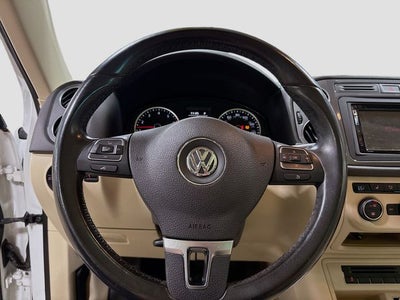 2017 Volkswagen Tiguan 2.0T SEL 4Motion + CLEAN CARFAX