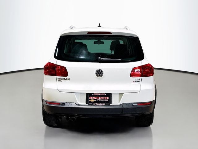 2017 Volkswagen Tiguan 2.0T SEL 4Motion + CLEAN CARFAX